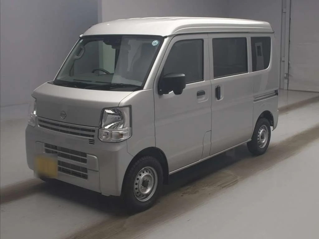 Nissan NV100 Clipper DR17V 2026